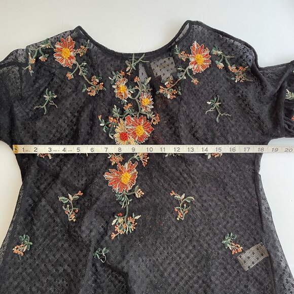 Anthropologie Maeve Embroidered Cadiz Sheer Floral Short Sleeve Top Keyhole Back - Picture 9 of 12
